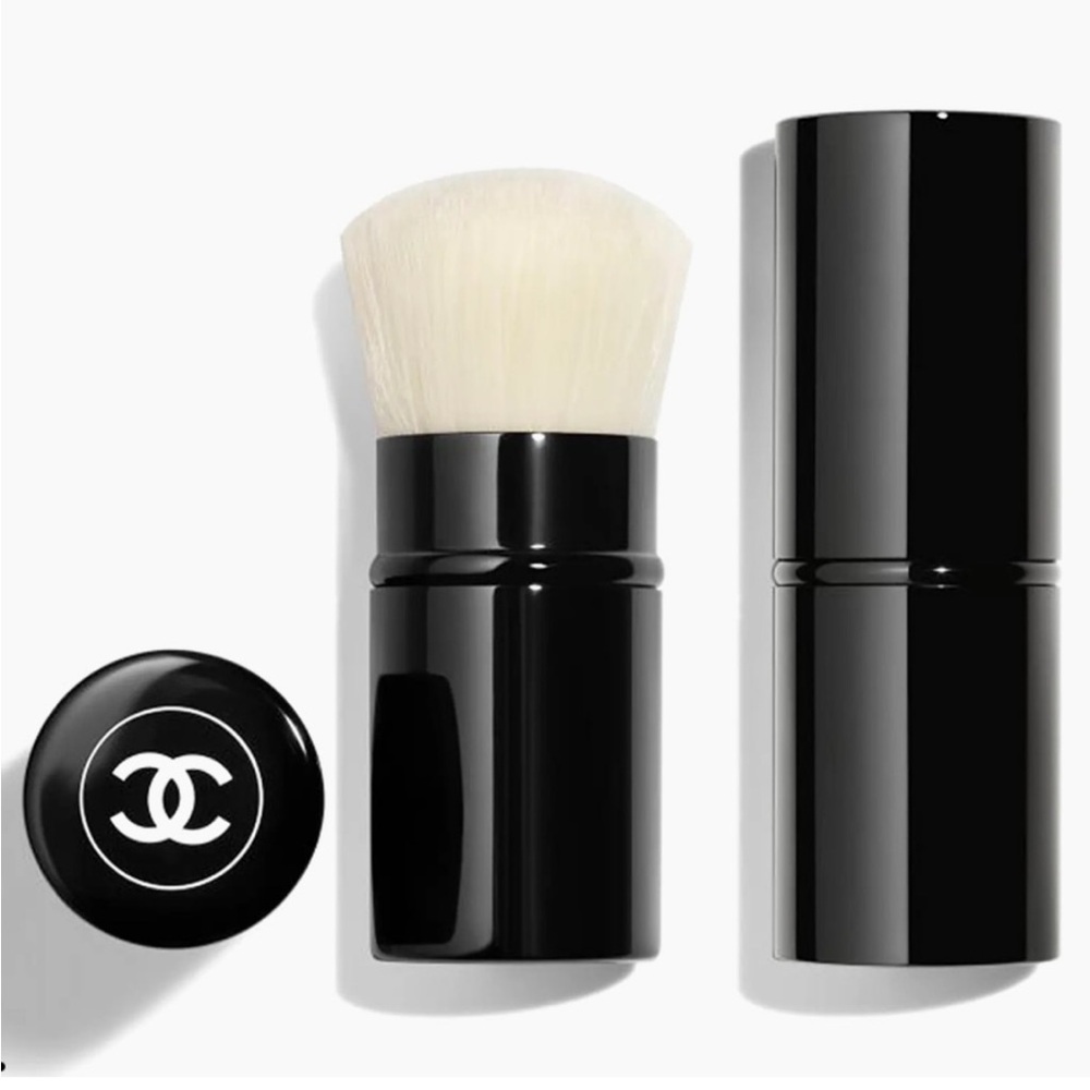 NIB CHANEL Les Beiges Kabuki Brush